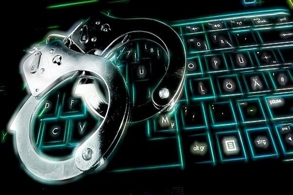 عامل توهین و اخلال در نظم یکی از صنایع اراک دستگیر شد