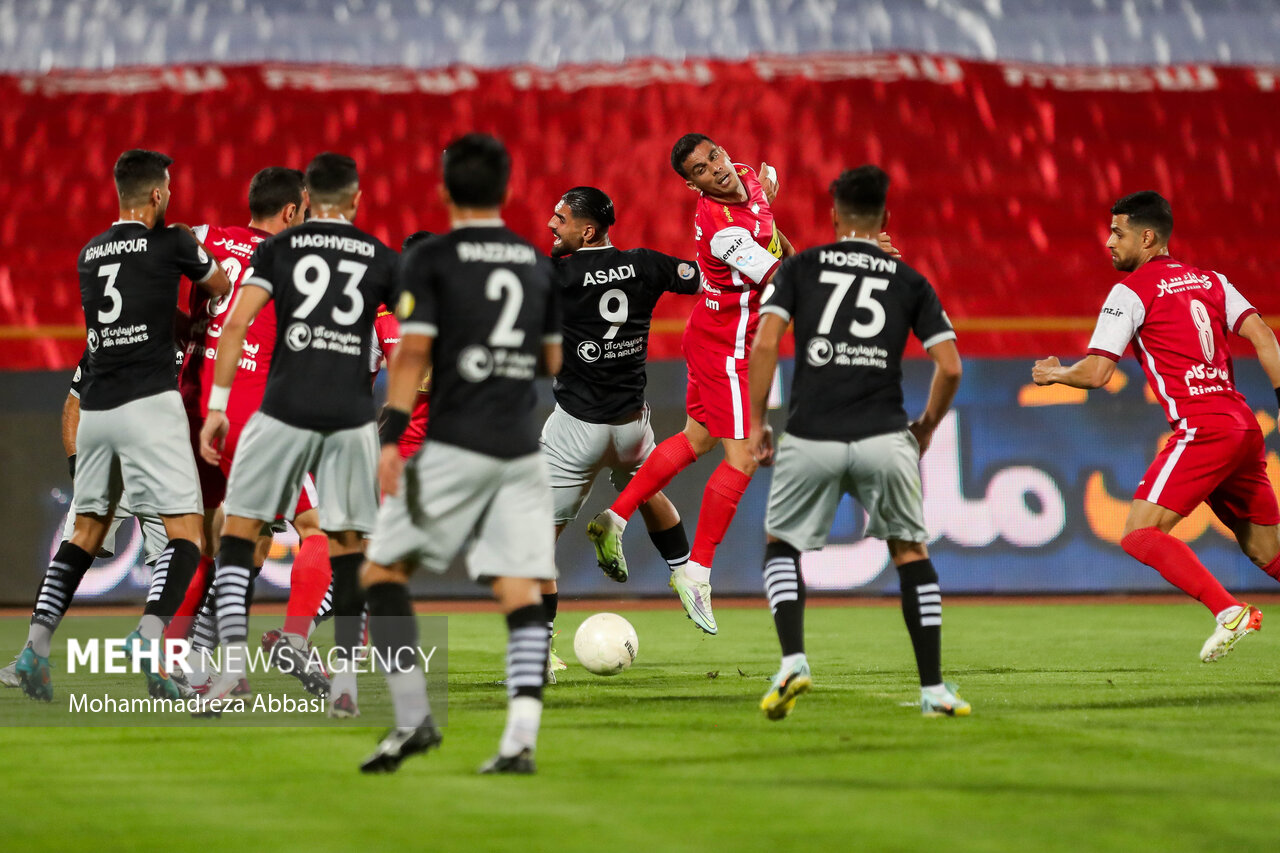 عاملی که باعث شکست پرسپولیس شد/ محکومیت به پیروزی بزرگ در اصفهان