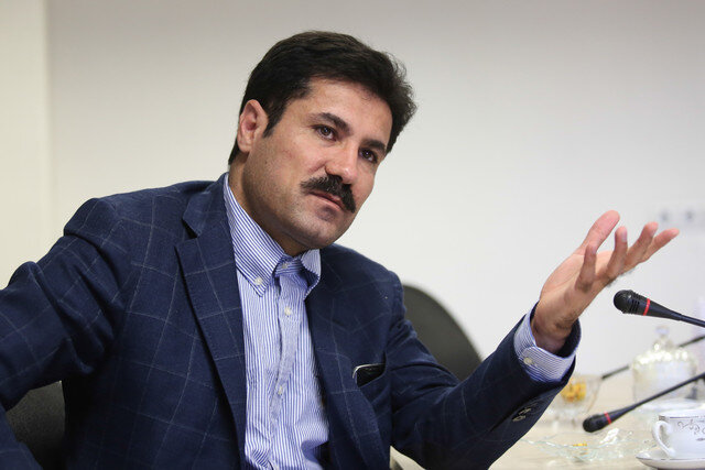 عبدالکریم حسین‌زاده نماینده مردم نقده و اشنویه در مجلس
دوازدهم شد