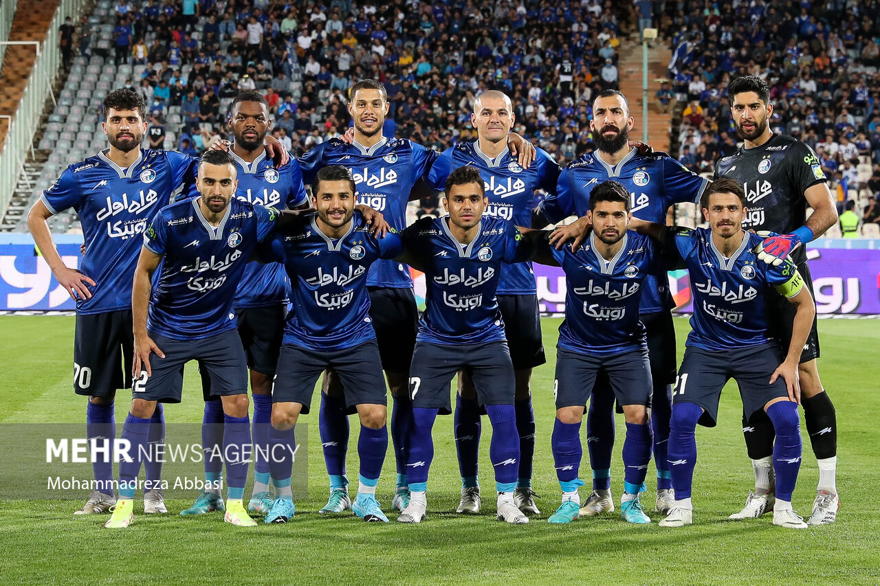 عبور ۳ آبی پوش از ۲۰۰۰/ رکورد جالب هافبک ملی پوش استقلال