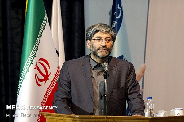 عتباتی: ۵۰ درصد خودروهای توقیفی آذربایجان غربی تعیین تکلیف شد