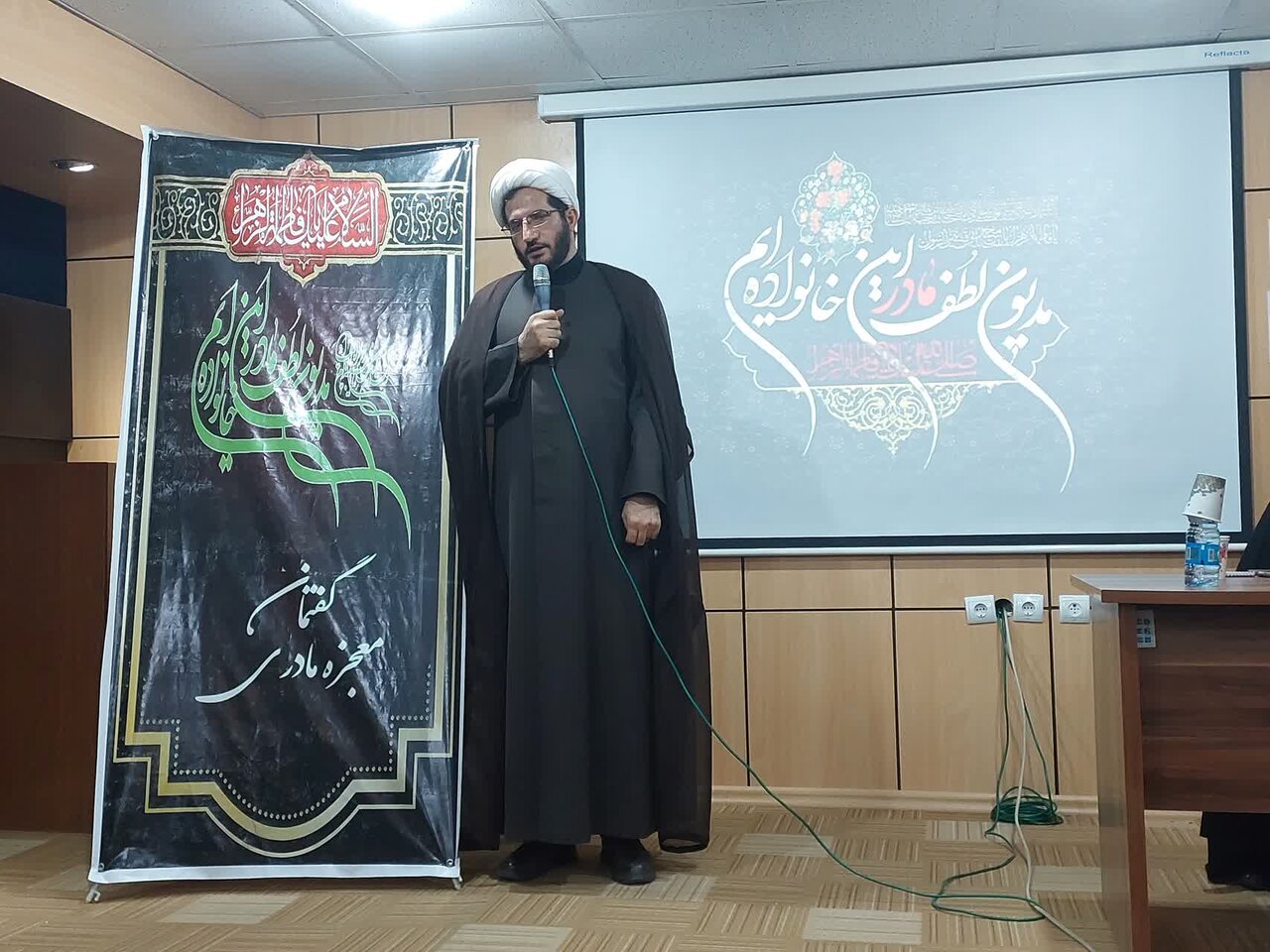 عدم توجه به اولویت‌های تبلیغی از آفات تبلیغ معارف دینی
است