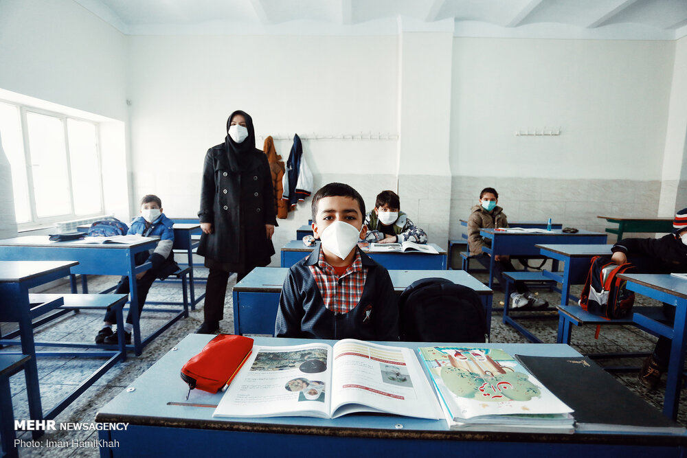 عدم پرداخت فوق‌العاده فرهنگیان و نامه‌نگاری‌هایی که ادامه دارد