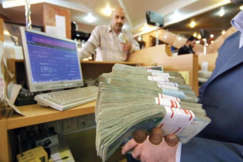 عذرخواهی یک مدیر بانکی از مردم کردستان