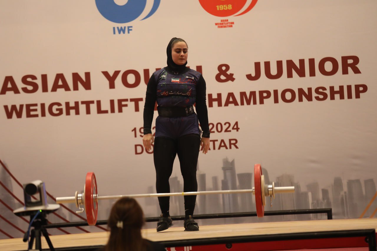 عسل کدخدایی به مدال برنز مسابقات وزنهبرداری آسیا دست یافت