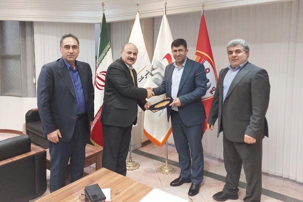 عضو هیات رییسه فدراسیون فوتبال سرپرست باشگاه فولادشد