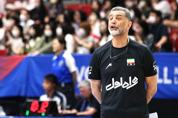 عطایی: بازیکنان بیش از حد خسته هستند/ بازی سختی مقابل آلمان
داریم