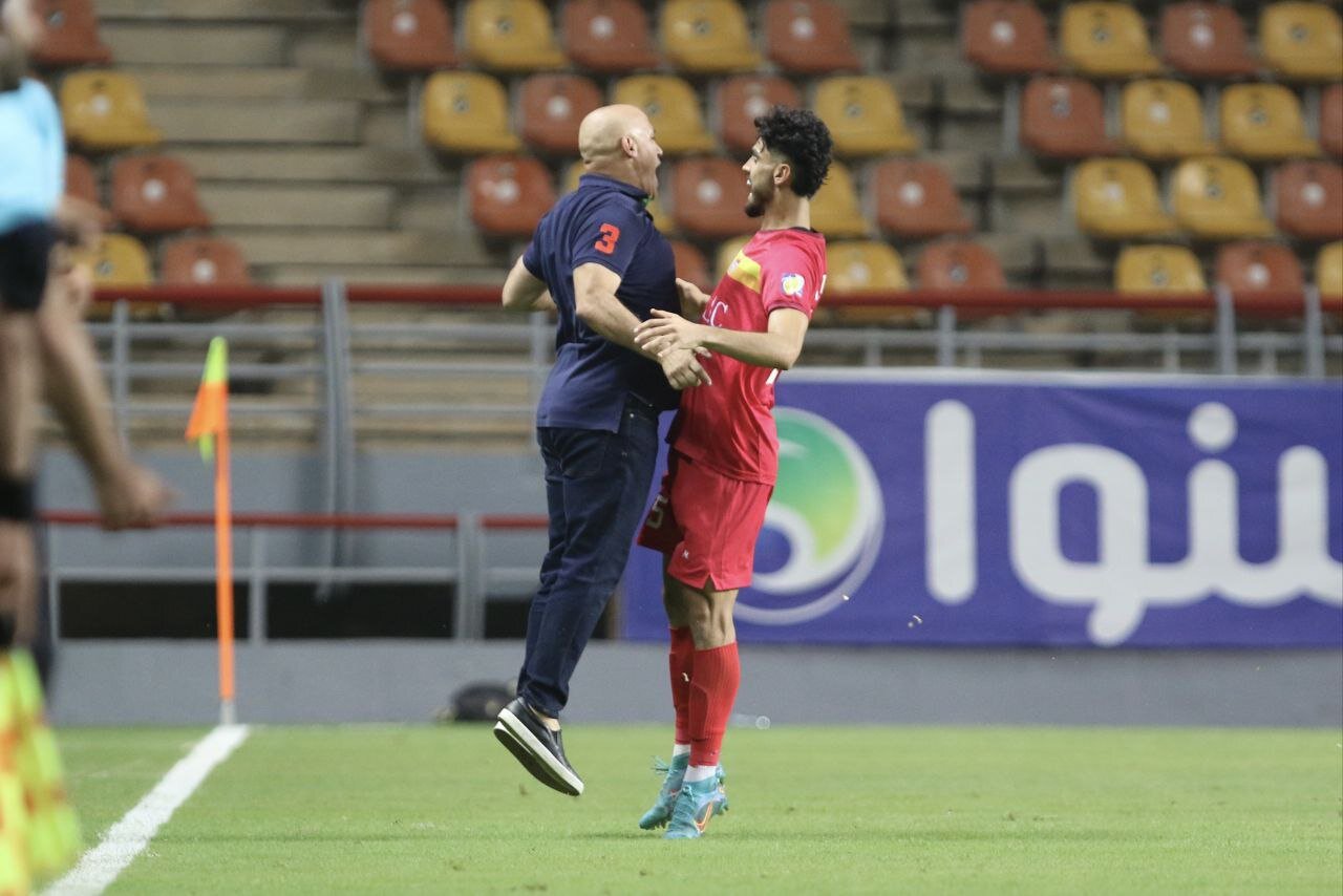 عقب هستیم اما راضی‌ام/ دو سال دیگر از خرید بازیکن بی‌نیازمی‌شویم