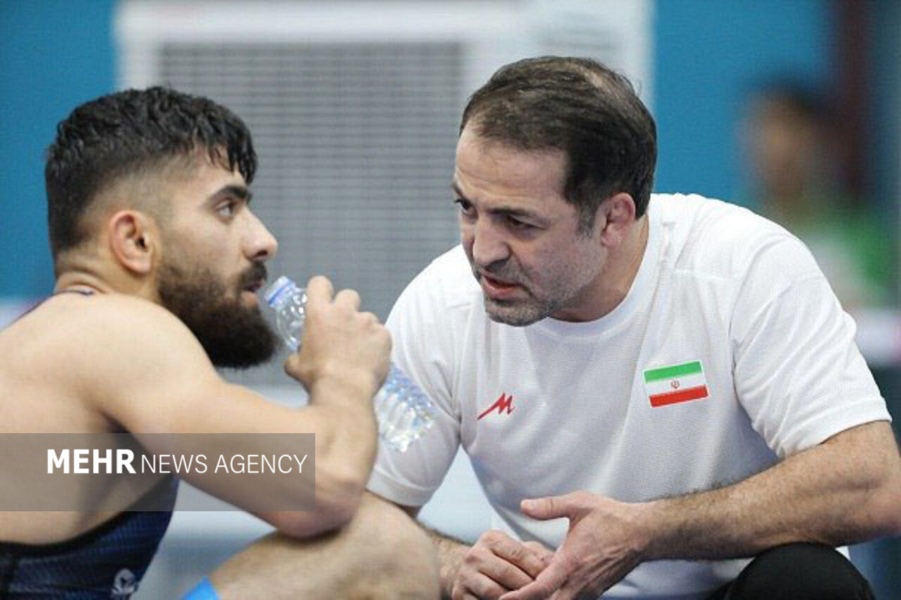 علی اشکانی: کشتی فرنگی در المپیک ناشنوایان حداقل ۲ مدال طلا کسب می کند