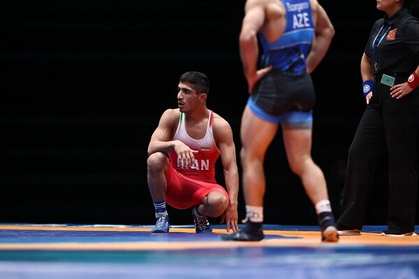 علی مومنی به دیدار رده بندی رفت