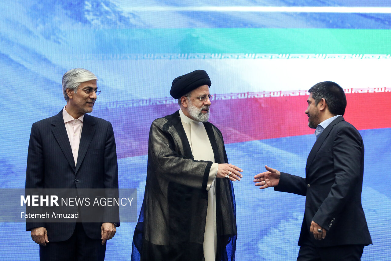 علیرضا دبیر:رئیس‌جمهور و همراهانش به آرزویشان که شهادت بودرسیدند