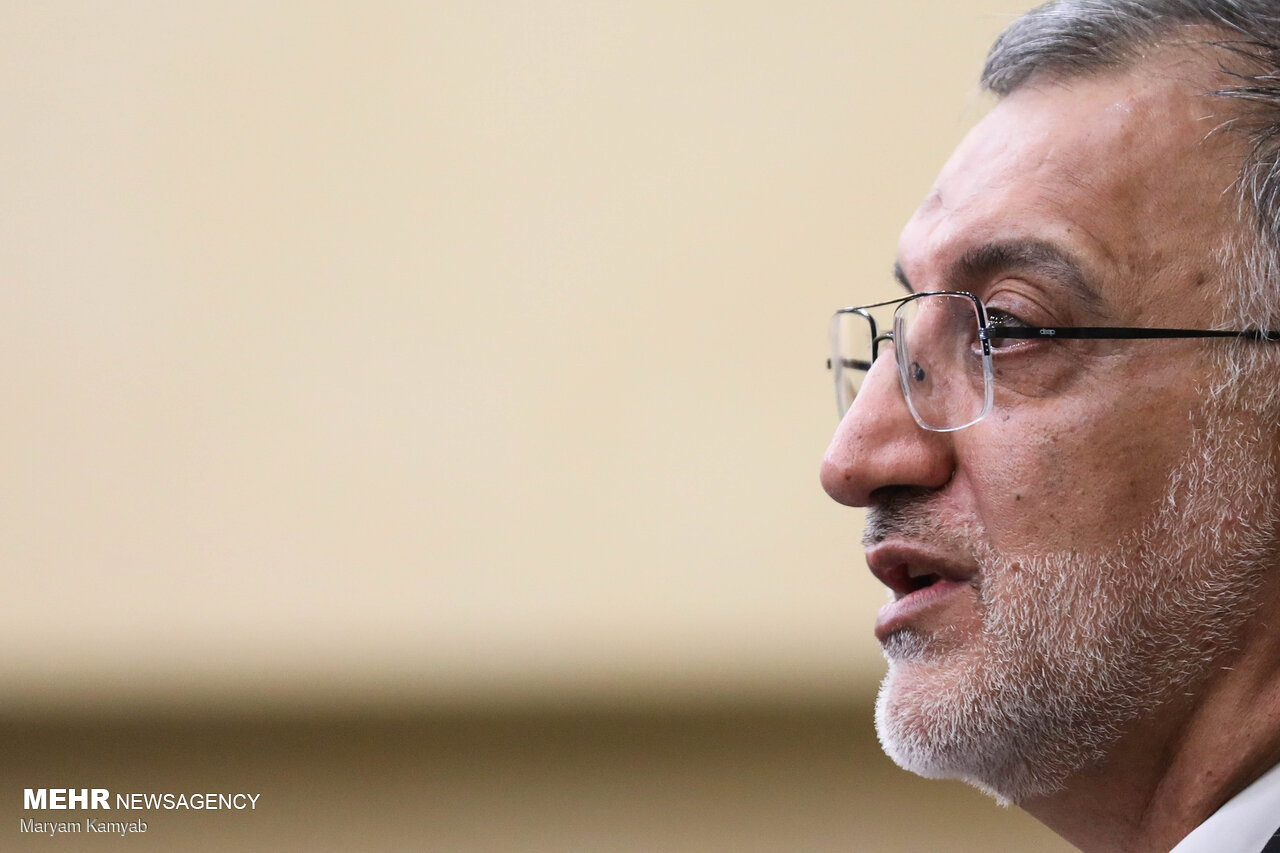 « علیرضا زاکانی»برنامههایش را به اعضای منتخب شورای شهر ارائه کرد