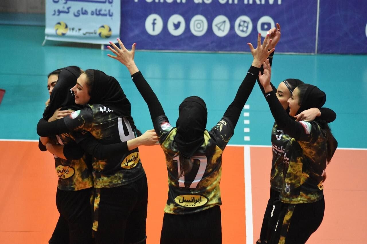 علیزاده: لیگ والیبال بانوان امسال رقابتیتر خواهد بود