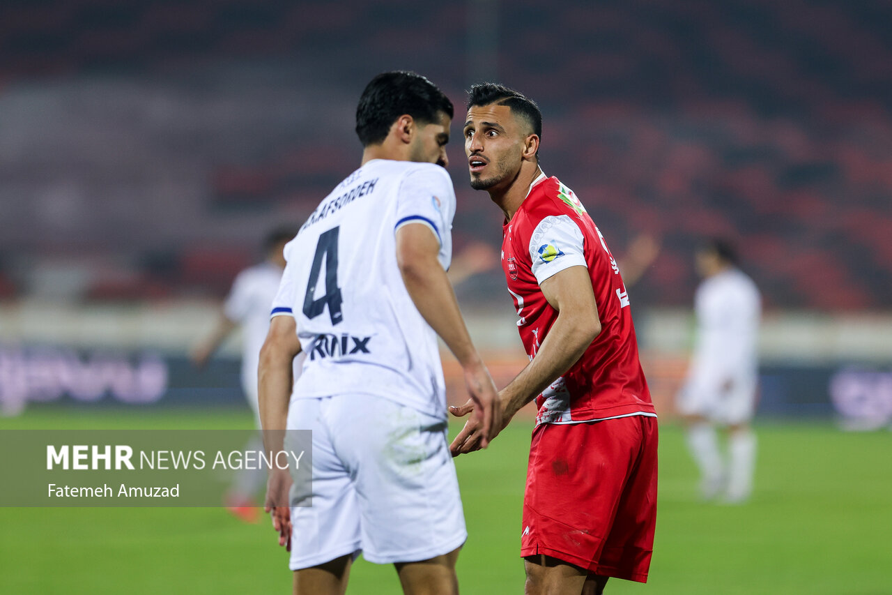 عملکرد قابل توجه مهاجم پرسپولیس در مقایسه با پنج بازیکن استقلال