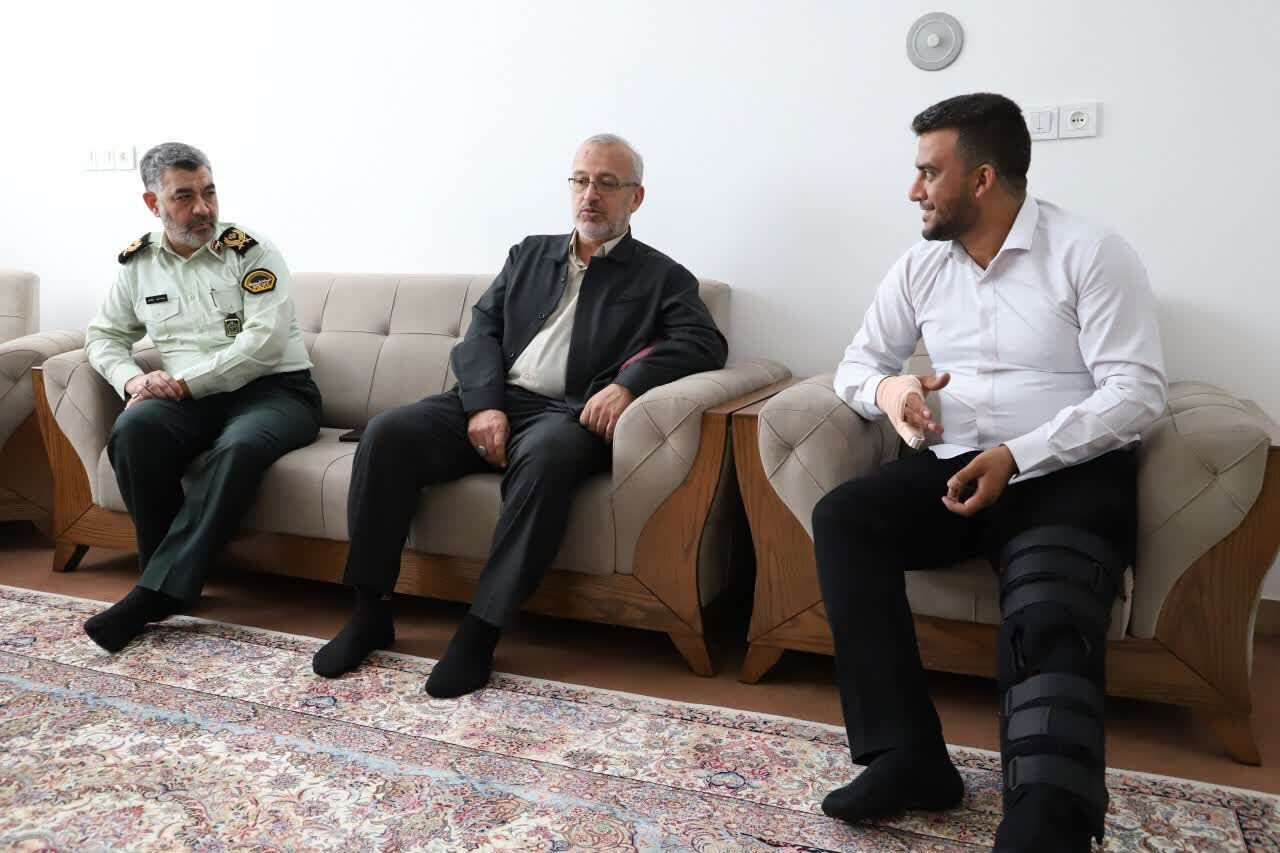عیادت استاندار قم از کارکنان آسیب دیده پلیس در حوادث اغتشاشات اخیر