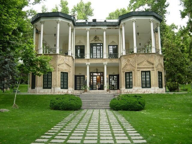 عیدی مجموعه فرهنگی تاریخی نیاوران به گردشگران نوروزی