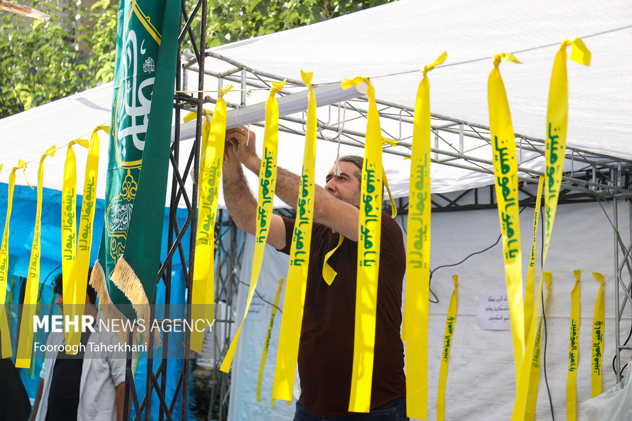 غرفه مشاوره رایگان حقوقی در مسیر مهمونی ده کیلومتری