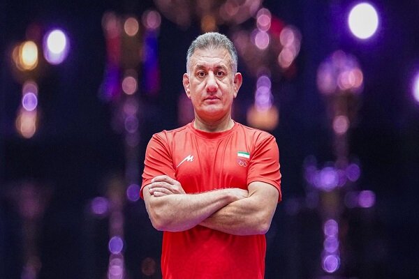 غلام محمدی: از باشگاه خیبر شکایت میکنیم/ کشتیگیران مظلوم هستند