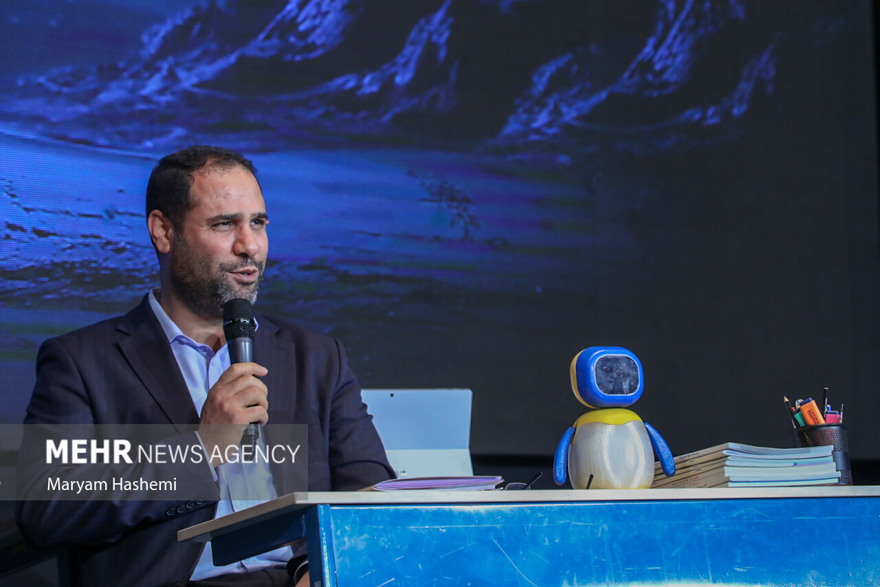 غول کنکور در دولت سیزدهم جادو شد/ معلم ستون فقرات نظام آموزشی است