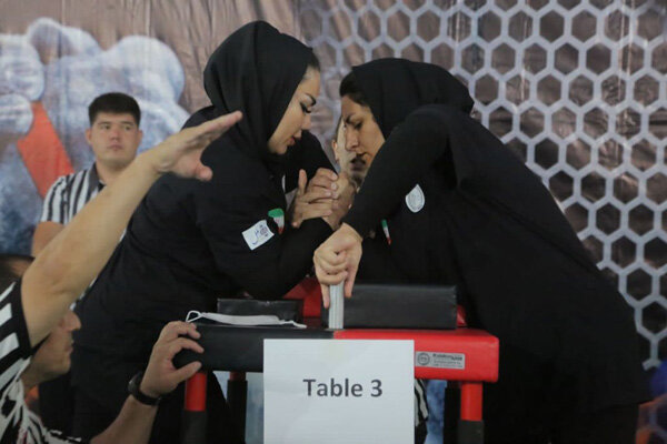 فدراسیون جهانی با پوشش اسلامی بانوان مچ اندازی ایران موافقت کرد