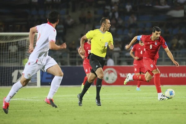 فدراسیون فوتبال تهدید کرد؛ عواقب تصمیمات اشتباه داور فینال با شماست!