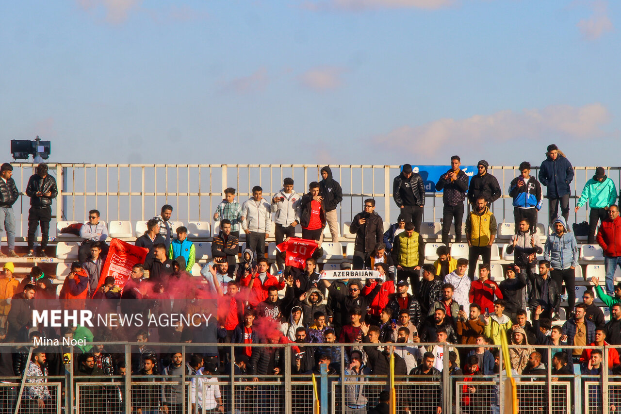 فدراسیون فوتبال خواستار توضیحات باشگاه تراکتور شد