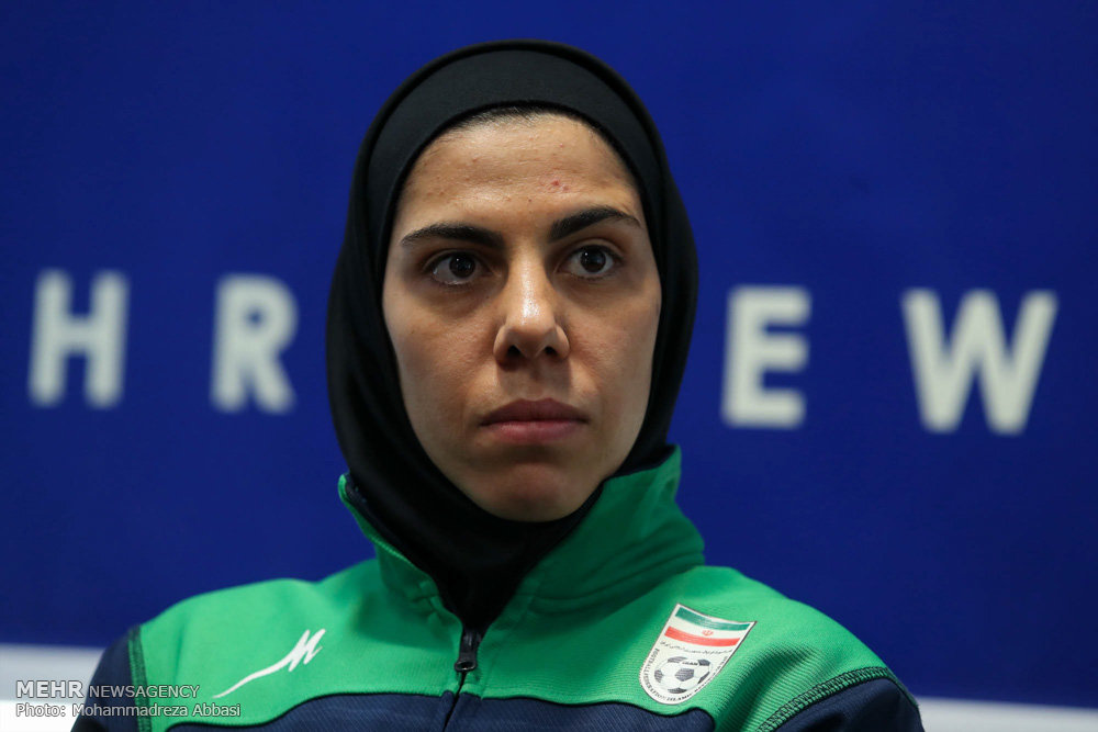 فدراسیون فوتسال زنان را فراموش کرده/ برای ادامه کادر دلسرد شدیم