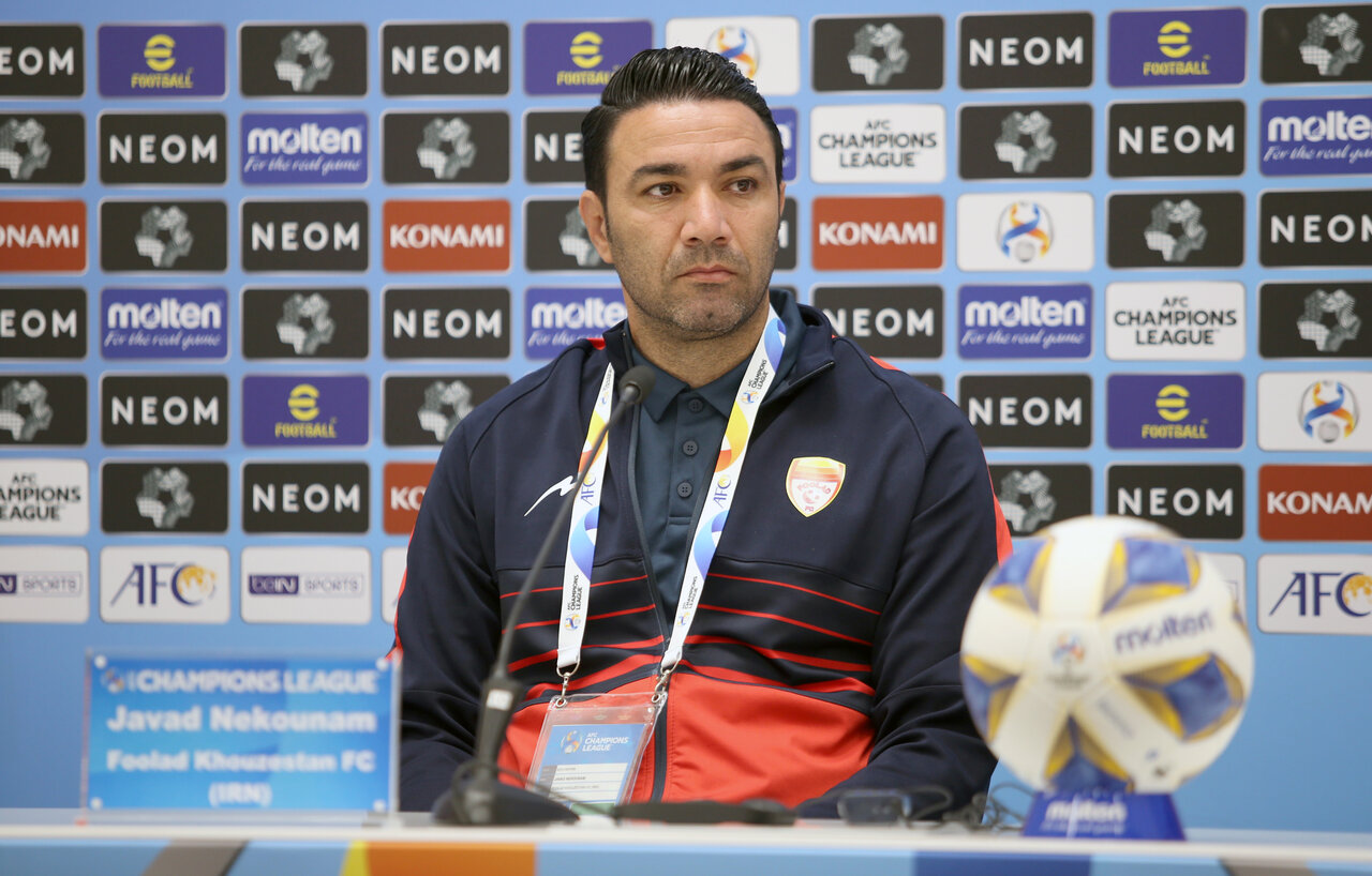 فردا رونمایی رسمی از نکونام و دستیارانش