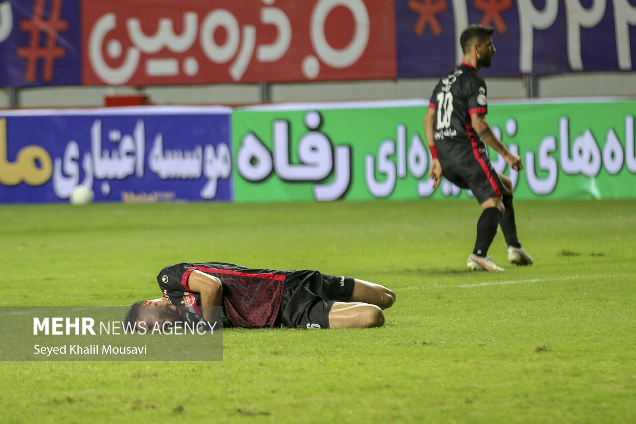 فرصت سوزی مهاجم جوان پرسپولیس برای حضور تازه واردها