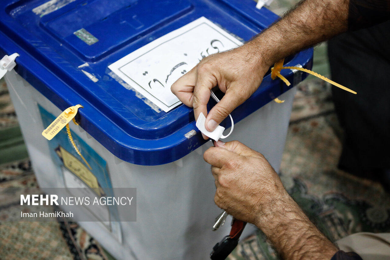 فرمانداران آذربایجان غربی آماده برگزاری مرحله دوم انتخابات باشند