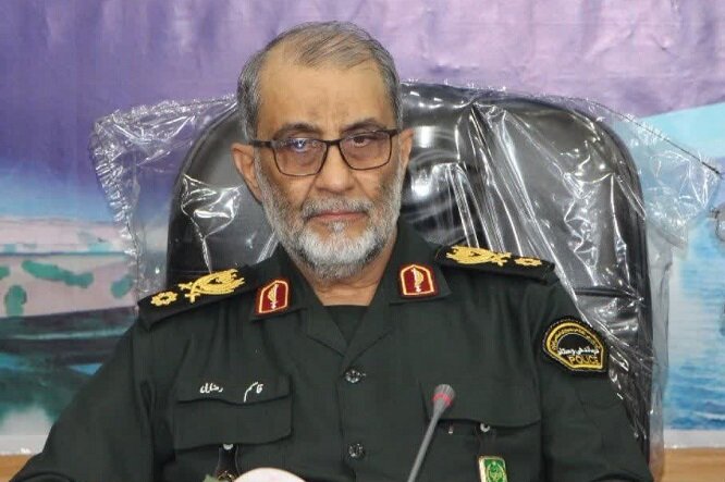 فرماندهان فراجا باید سپر نیروهای زیر مجموعه باشند