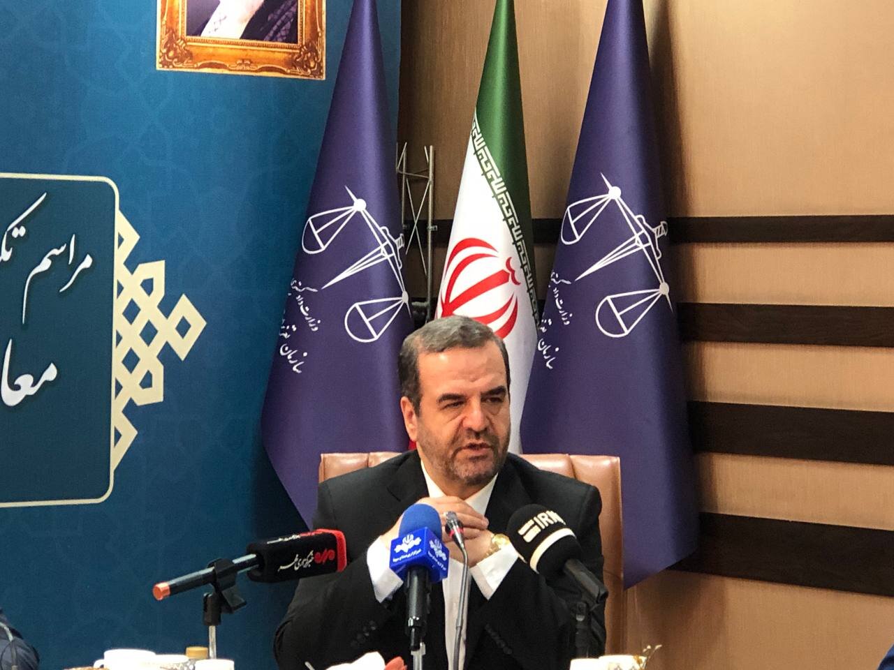 فرهادی: جریمه کالاهای احتکارشده تا ۵ برابر قابل افزایش است