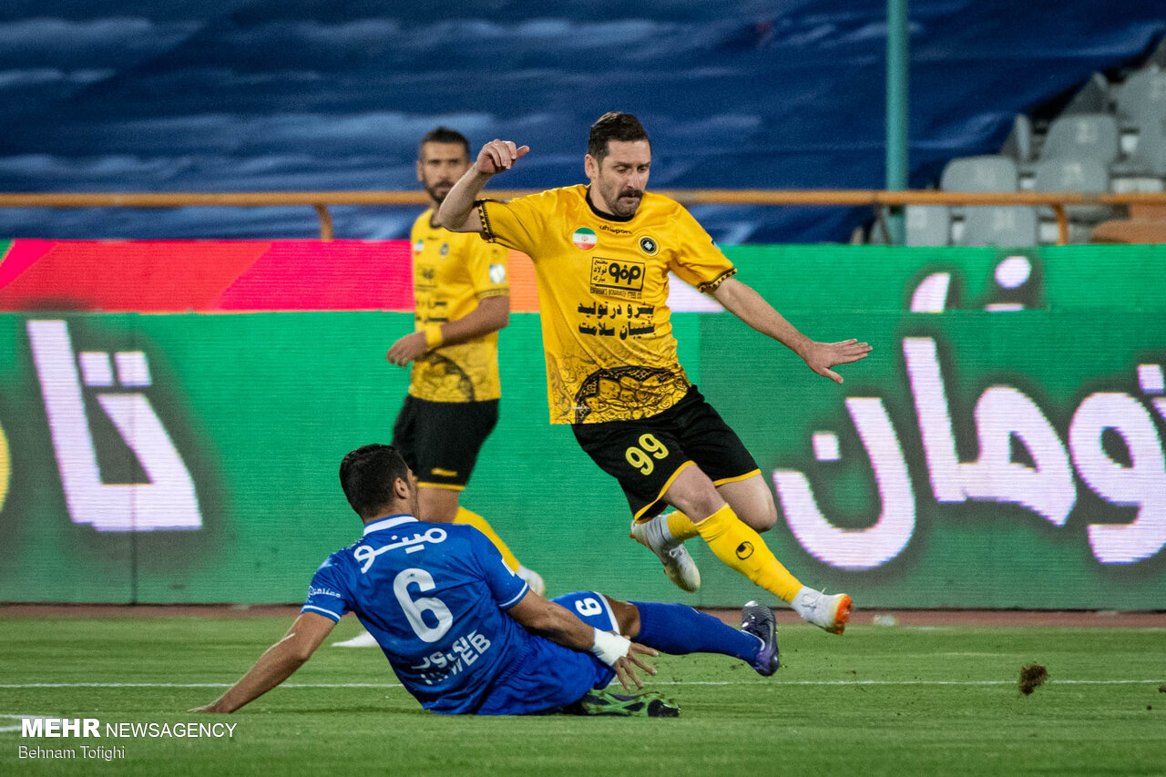 فصل تلخ بعد از سالی پر فروغ / بمبهای اصفهان میترکد؟