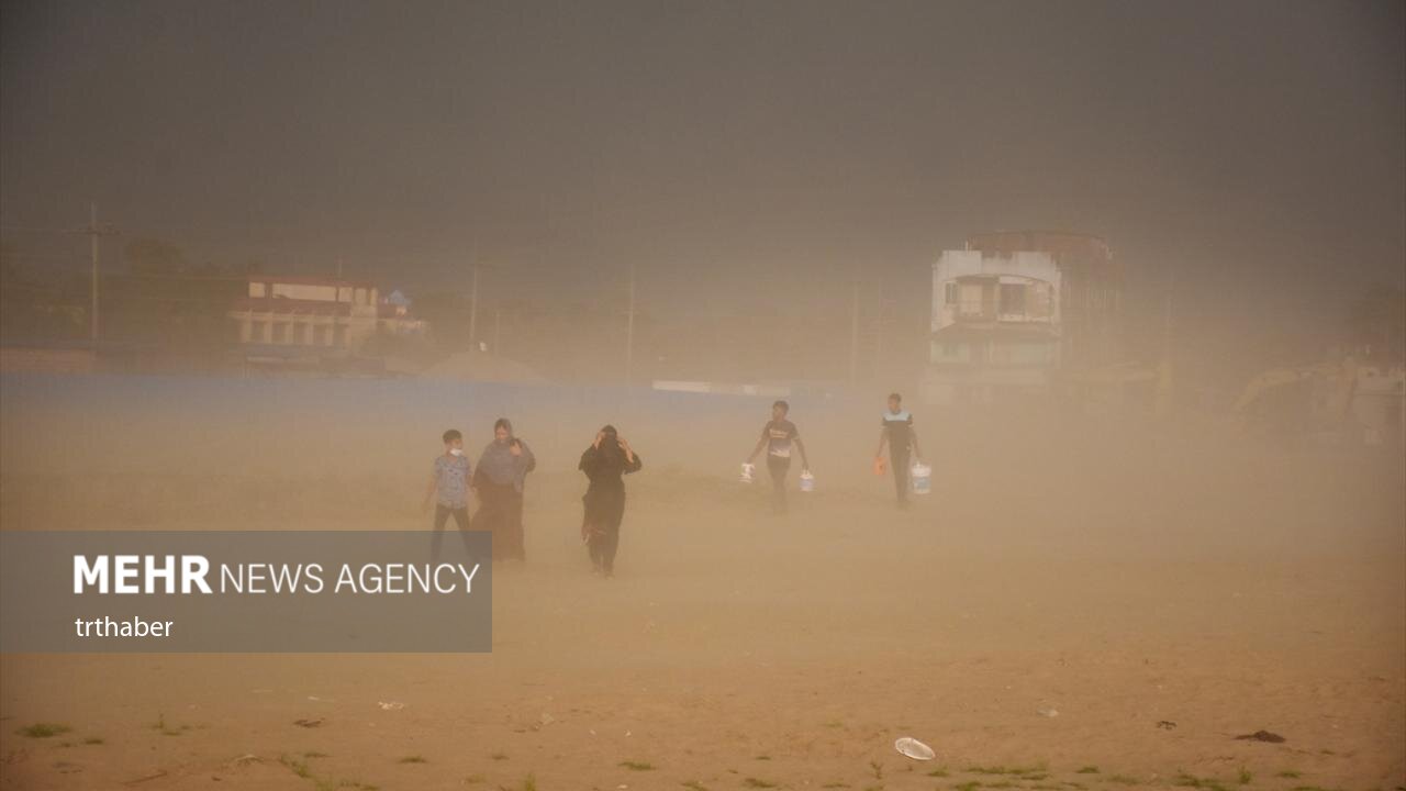 فعالیت امدادگران زیر شلاق بادهای ۱۲۰ روزه سیستانوبلوچستان