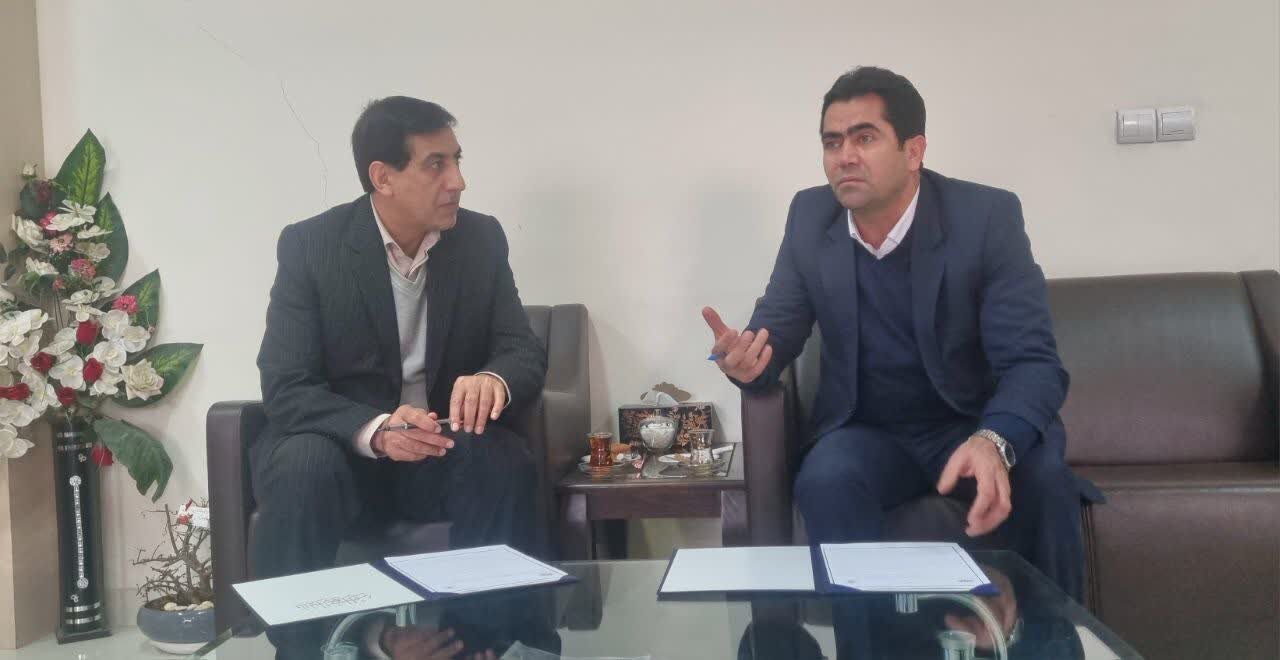 فعالیت فرهنگی و هنری در زندانها تاثیرات اصلاحی بر زندانیان دارد