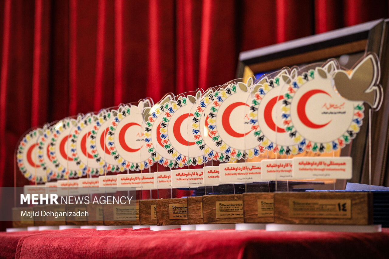 فعالیت مدرسان کانون غنچه‌های هلال با هدف کاهش اثرمخاطرات