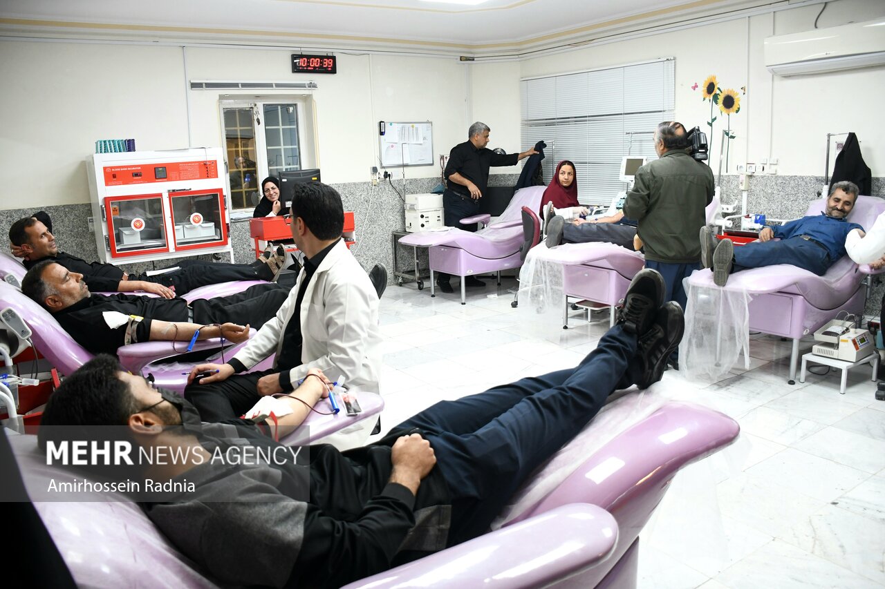 فعالیت پایگاه‌های انتقال خون آذربایجان‌ غربی در تاسوعا وعاشورا