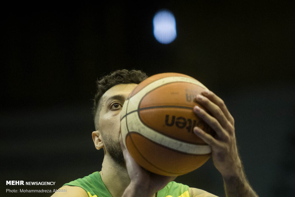 فینال لیگ بسکتبال و نقش تعیین کننده ذوب آهن در جدال قهرمانانه