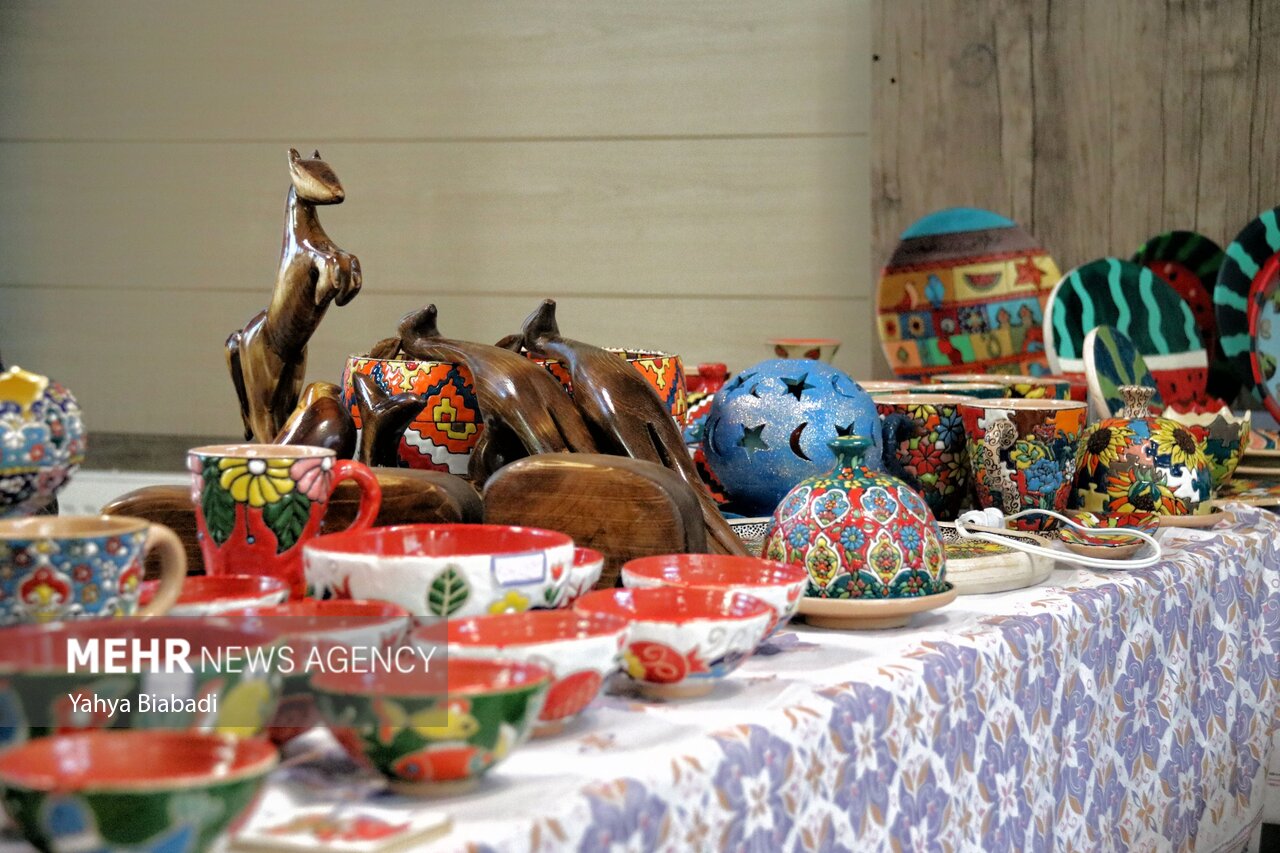 قابلیت رقابتپذیری تولیدات مددجویان کمیته امداد با محصولات جهانی