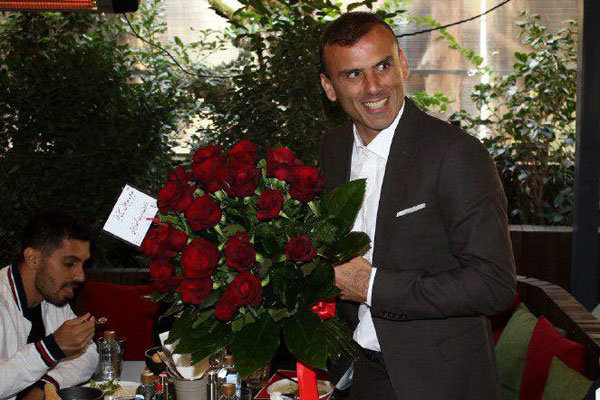 قرارداد مربیگری سیدجلال حسینی با پرسپولیس امضا شد