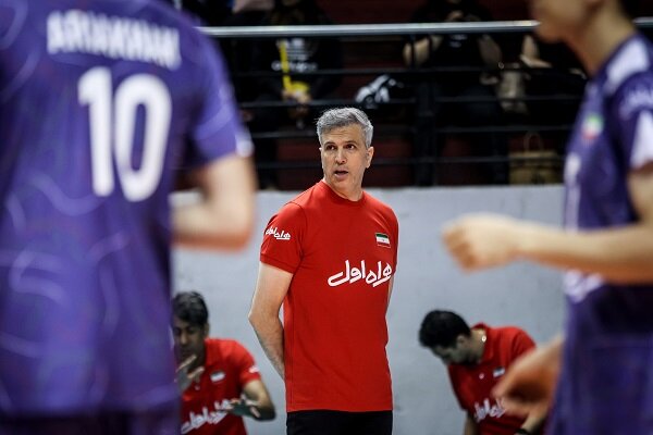 قزاق‌ها سیستم دفاعی خوبی داشتند/بازیکنان متاکتیک‌پذیرند