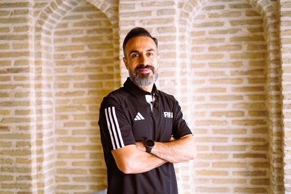 قضاوت محرابی افشار در مرحله یک چهارم جام جهانی
فوتسال