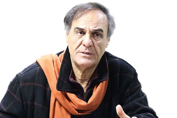 قطب‌الدین صادقی: استادان کم‌سواد فاجعه آموزش تئاتر در ایران‌اند