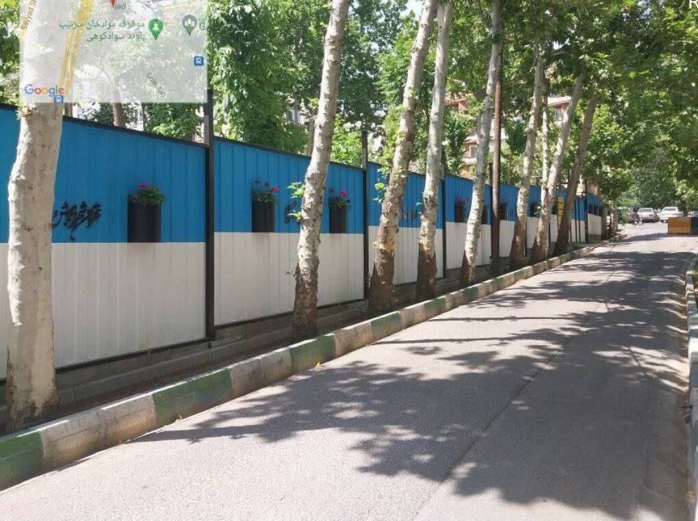 قطع درختان محله ازگل براساس رای کمیسیون ماده هفت صورت گرفته
است