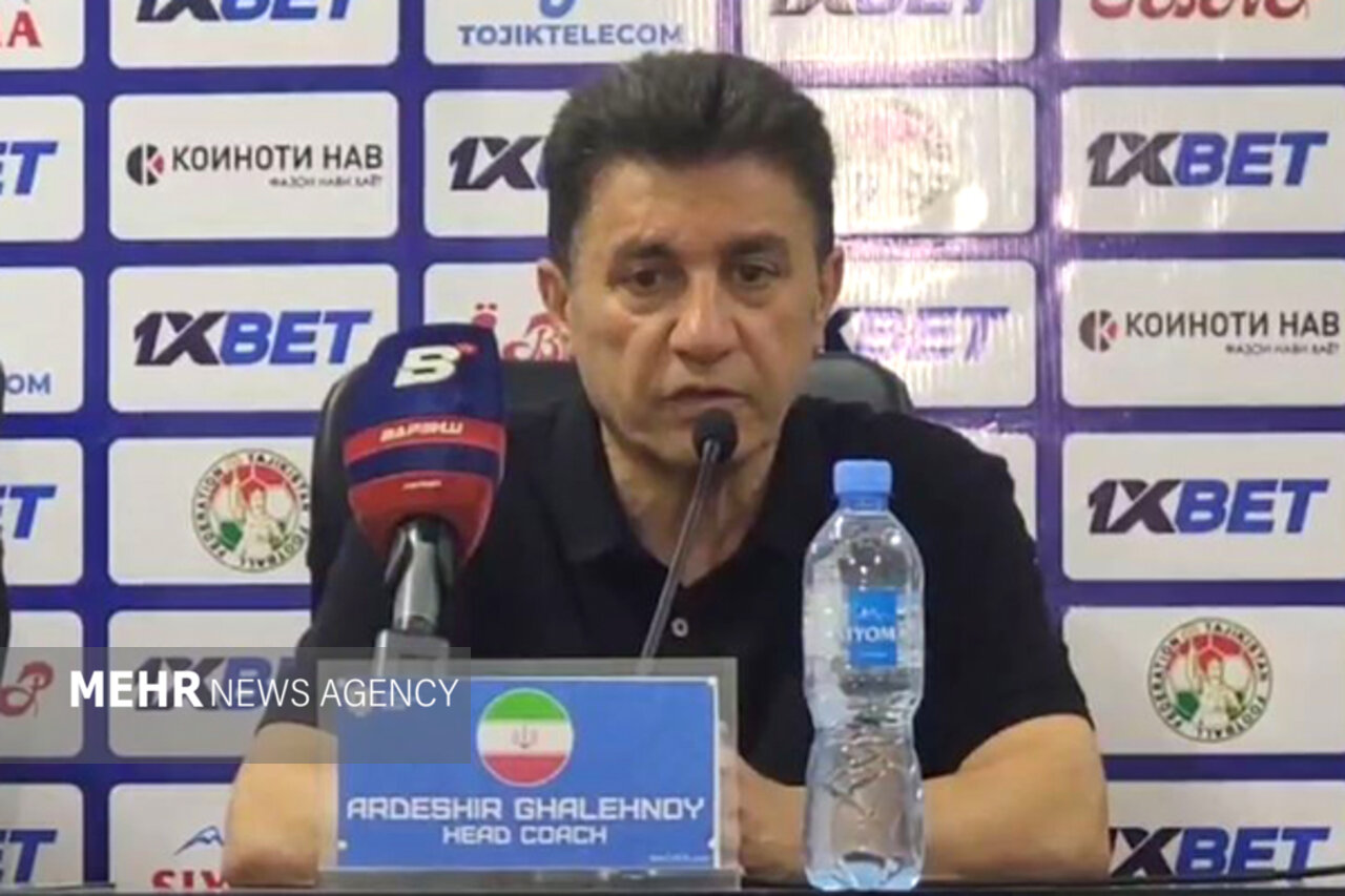 قلعه‌نویی: بازیکنان بزرگ اشتباه بچه‌گانه کردند؛ اصلا خوب نبودیم