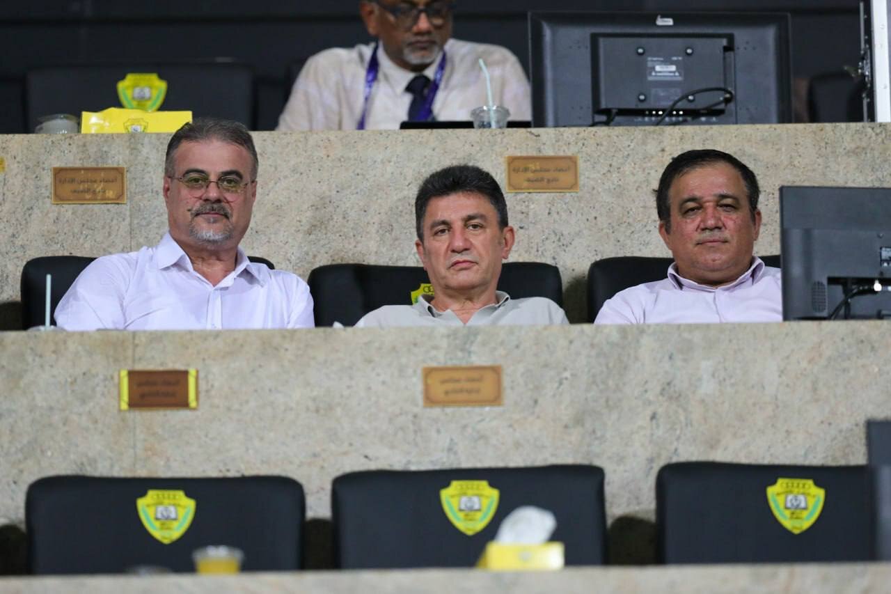 قلعهنویی تماشاگر شکست سنگین استقلال در امارات