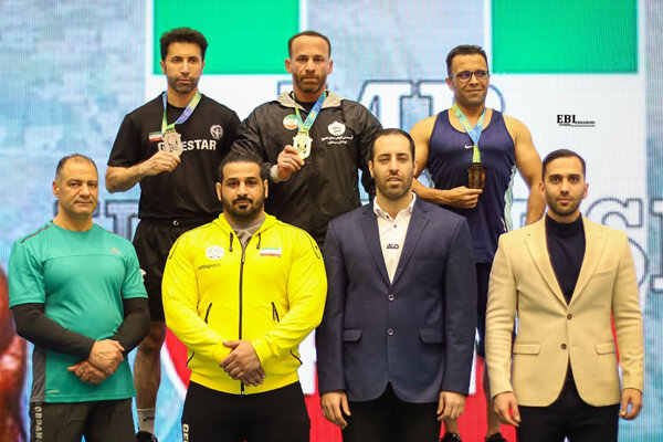 قهرمان پرورش‌اندام کاپ آسیا: فرد صالح را انتخاب میکنیم