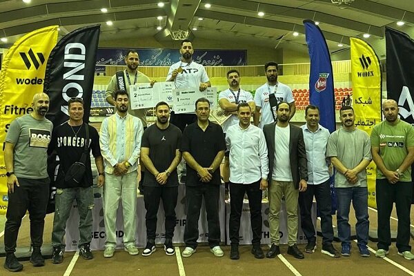 قهرمانان لیگ انفرادی کراسفیت روی سکو رفتند