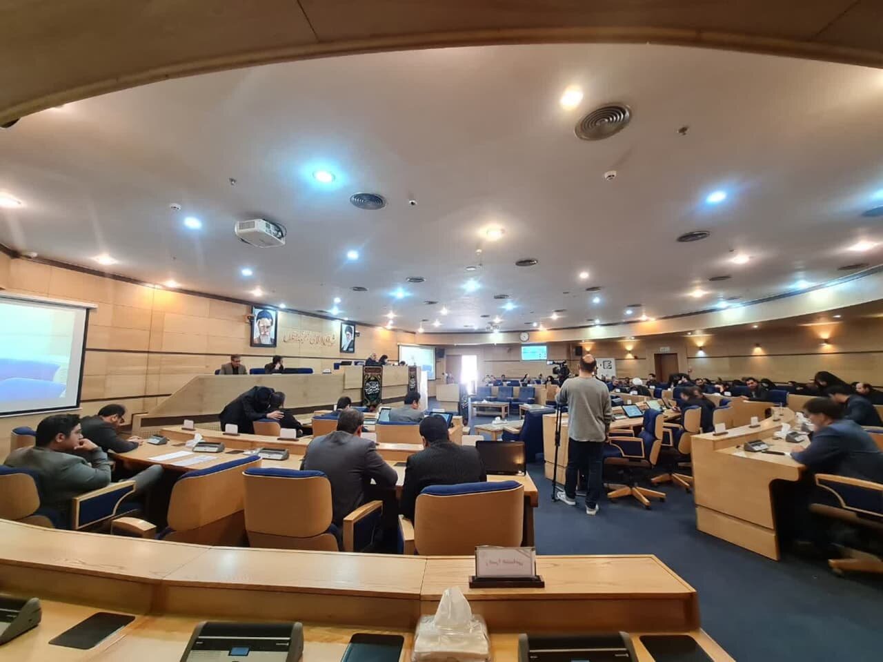 قیمت بلیت اتوبوس و قطار شهری در مشهد به ۱۲۰۰ تومان کاهشیافت
