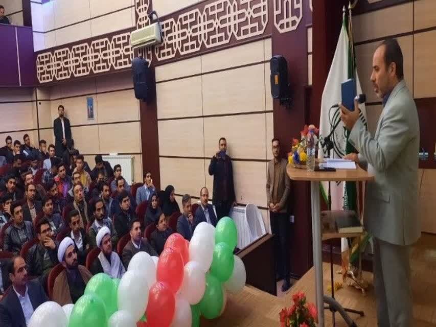 لزوم اشرافیت نومعلمان کردستانی به سند تحول بنیادین آموزش و
پرورش